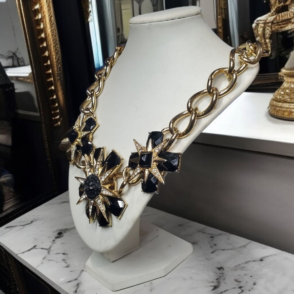 Anne Klein Vintage Lion Maltese Cross Statement Necklace - Picture 2 of 6